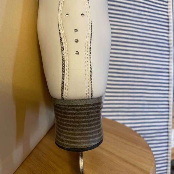 NEW Without Box Jackson Debut Figure Skates Size 6.5R - Picture 4 of 12